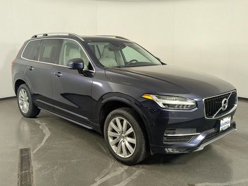Used 2016 Volvo XC90 T6 Momentum w/ Momentum Plus Package image 2