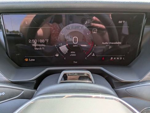 New 2026 GMC Acadia Denali w/ Super Cruise Package image 34