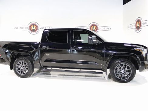Used 2022 Toyota Tundra Platinum image 32