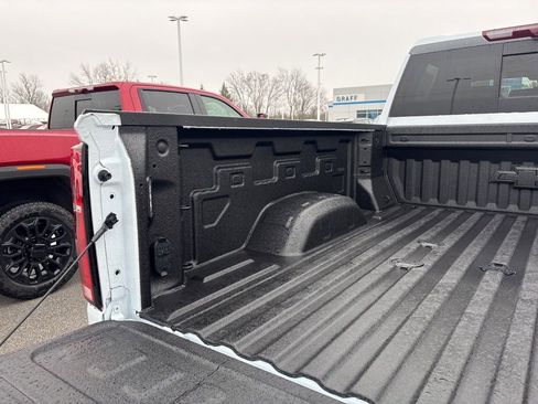 New 2026 Chevrolet Silverado 2500 High Country w/ High Country Premium Package AWD/4WD image 10