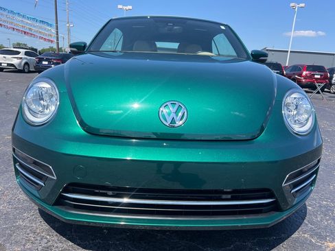 Used 2017 Volkswagen Beetle 1.8T FWD image 2