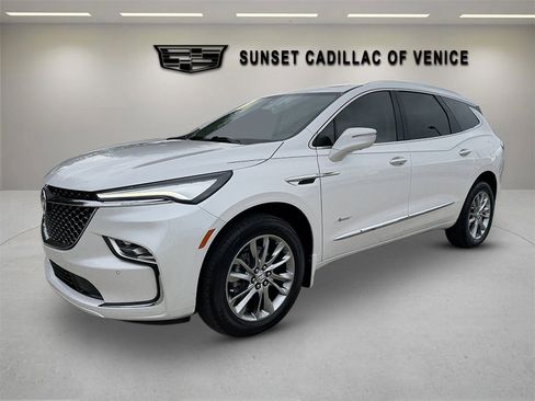 Used 2024 Buick Enclave Avenir w/ Avenir Technology Package image 7