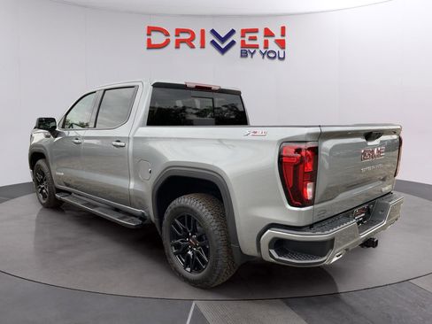 New 2026 GMC Sierra 1500 Elevation image 3