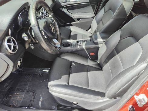 Used 2017 Mercedes-Benz GLA 250 w/ Premium Package image 23