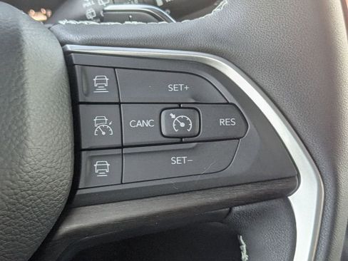 New 2025 Jeep Grand Cherokee Limited AWD/4WD image 20