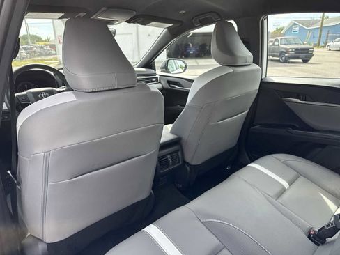 Used 2025 Toyota Camry SE w/ Multimedia Upgrade Package FWD image 17