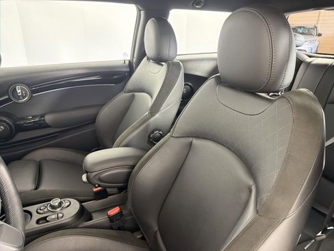 Used 2023 MINI Cooper SE image 25