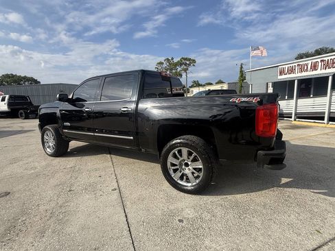 Used 2017 Chevrolet Silverado 1500 High Country AWD/4WD image 10