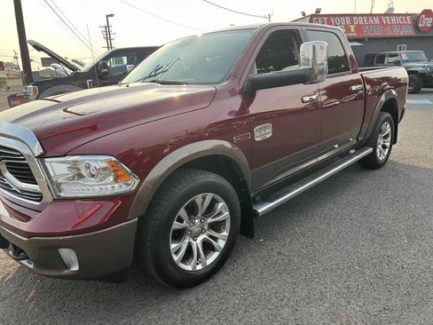 Used 2018 RAM 1500 Laramie Longhorn AWD/4WD image 3