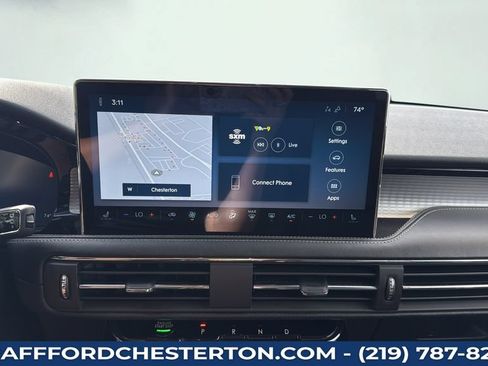 Used 2024 Lincoln Corsair AWD image 18