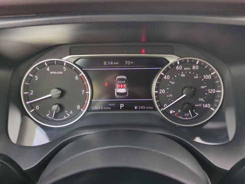 Used 2023 Nissan Rogue SV image 11