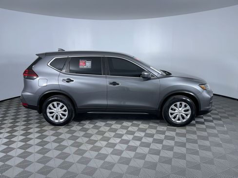 Certified 2018 Nissan Rogue S image 10