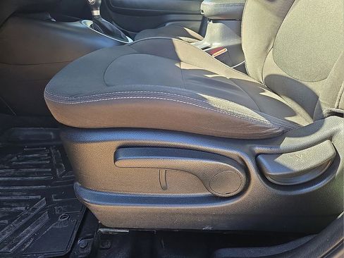 Used 2016 Kia Soul image 22