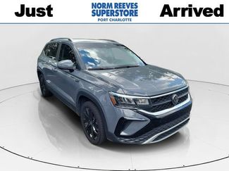 Used 2023 Volkswagen Taos SE w/ Black Wheel Package FWD video 1