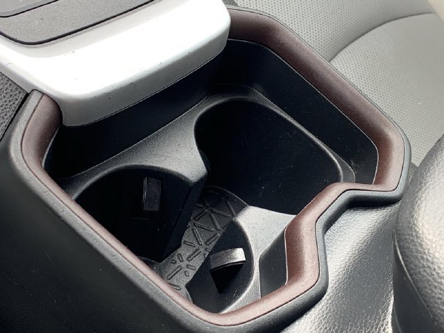 Used 2021 Toyota RAV4 Limited w/ Limited Grade Weather Package AWD/4WD image 14