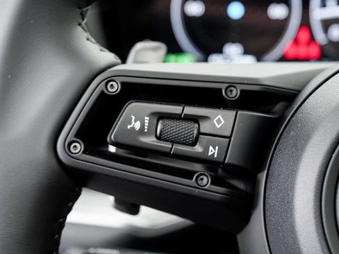 New 2026 Porsche Cayenne image 14