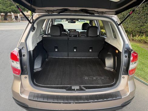 Used 2016 Subaru Forester 2.5i Touring w/ Eyesight & Navigation System image 19