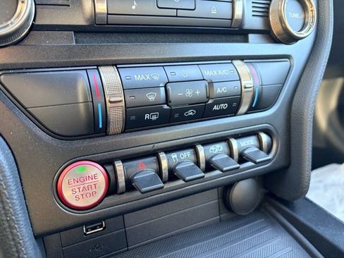 Used 2020 Ford Mustang Shelby GT500 w/ Technology Package image 19