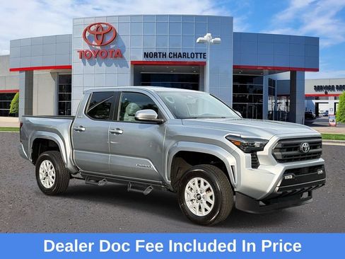 Used 2024 Toyota Tacoma SR5 w/ SR5 Upgrade Package AWD/4WD image 1
