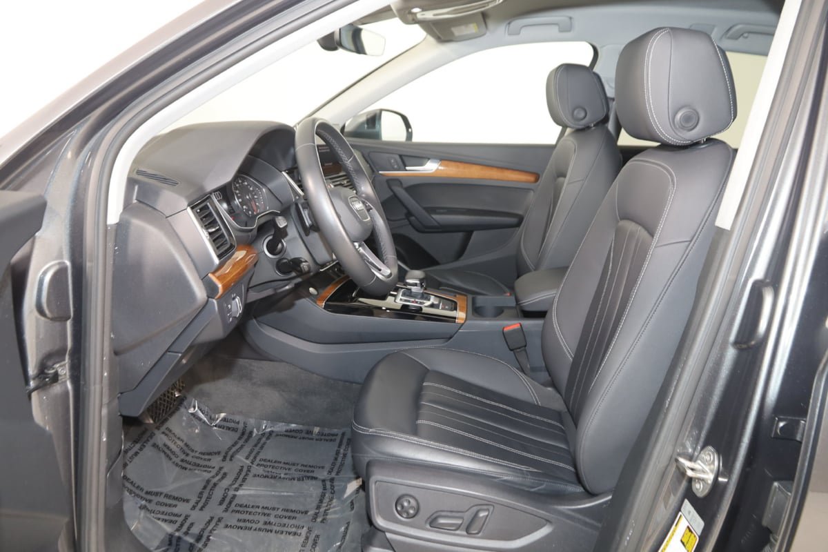 Used 2023 Audi Q5 2.0T Premium AWD/4WD image 12
