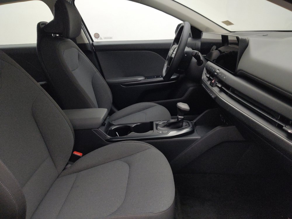 Used 2025 Kia K4 FWD image 21