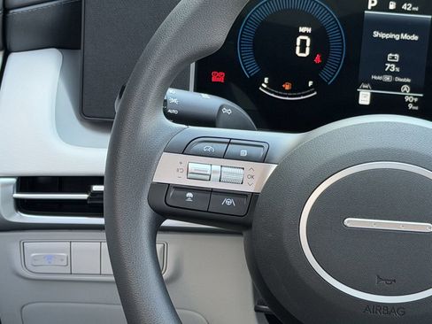 Certified 2026 Hyundai Tucson SE FWD image 13