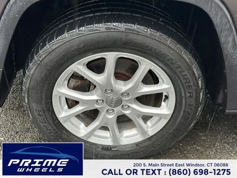 Used 2014 Jeep Cherokee Latitude w/ Cold Weather Group image 25