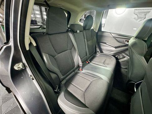 Used 2023 Subaru Forester Premium image 22