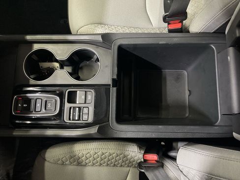 Used 2023 Honda Pilot LX image 20