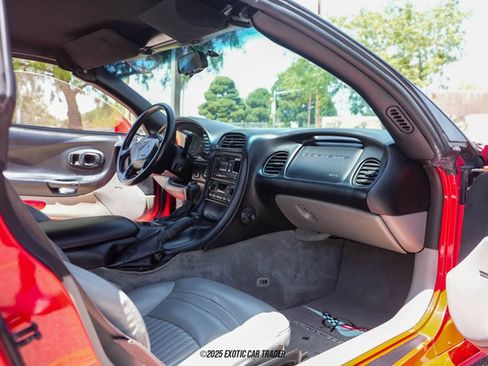 Used 1999 Chevrolet Corvette Coupe w/ Memory Pkg RWD image 46