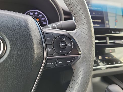 Used 2019 Toyota Avalon Limited image 20