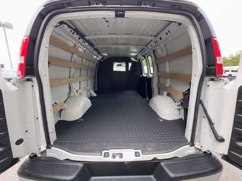 Used 2024 Chevrolet Express 2500 w/ Driver Convenience Package image 35