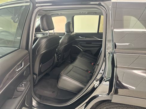 Used 2022 Jeep Grand Cherokee Limited 4xe image 15