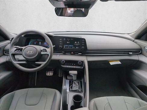 New 2026 Hyundai Elantra Sport FWD image 18