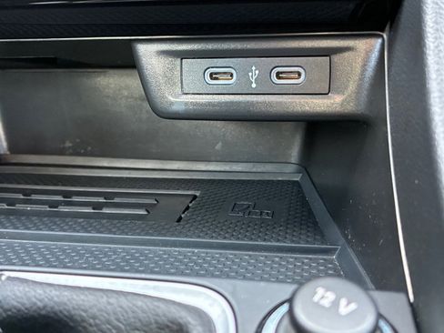 Used 2025 Volkswagen Jetta SE w/ Sunroof Package image 29