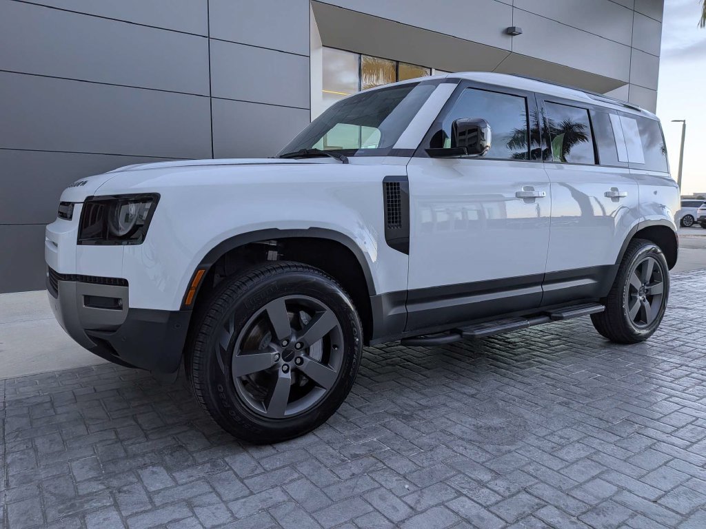 New 2026 Land Rover Defender 110 S AWD/4WD image 1