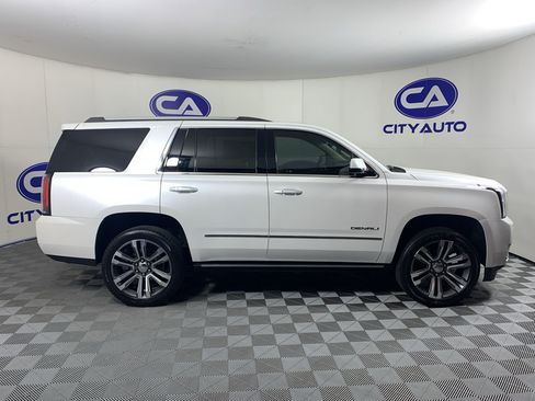 Used 2020 GMC Yukon Denali w/ Denali Ultimate Package RWD image 2