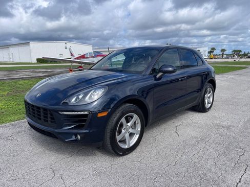 Used 2018 Porsche Macan AWD/4WD image 14