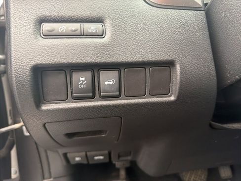 Used 2017 Nissan Murano SL w/ SL Technology Package FWD image 33