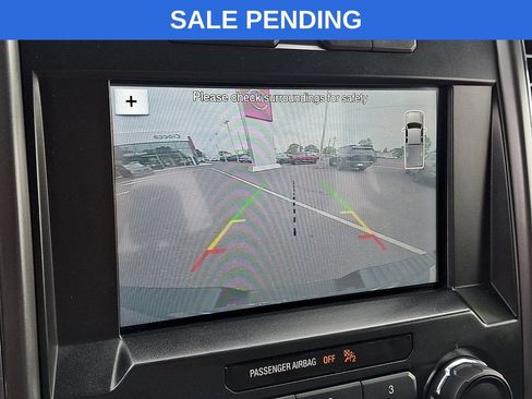 Used 2017 Ford F150 XLT w/ Equipment Group 302A Luxury AWD/4WD image 19