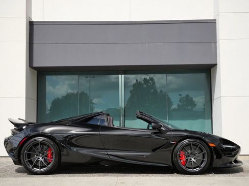 New 2025 McLaren 750S Spider image 3