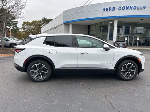 New 2026 Chevrolet Equinox EV LT image 6