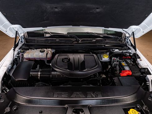 Used 2025 RAM 1500 Big Horn image 34