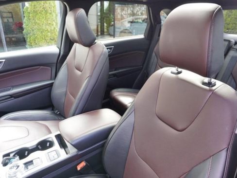 Used 2022 Ford Edge Titanium w/ Equipment Group 301A image 16