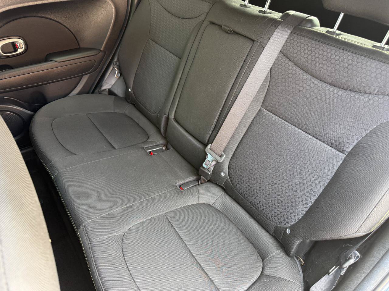Used 2015 Kia Soul + FWD image 30