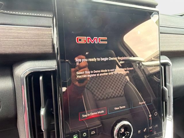 New 2026 GMC Acadia Denali w/ Super Cruise Package FWD image 23