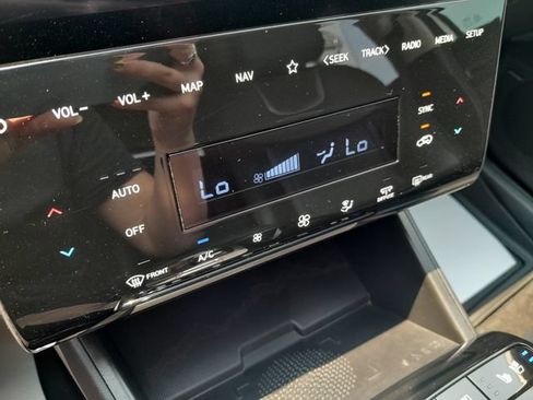 Used 2022 Hyundai Tucson Limited w/ Cargo Package AWD/4WD image 24