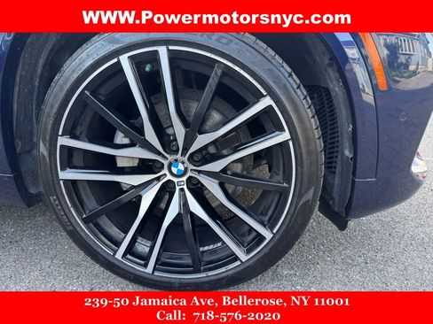Used 2019 BMW X5 xDrive40i w/ M Sport Package AWD/4WD image 29