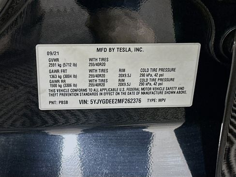 Used 2021 Tesla Model Y Long Range image 12