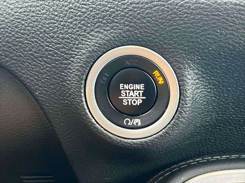 Used 2021 Dodge Challenger R/T Scat Pack image 22